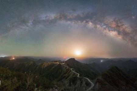 天文爱好者的节日，探索秋季星空之美