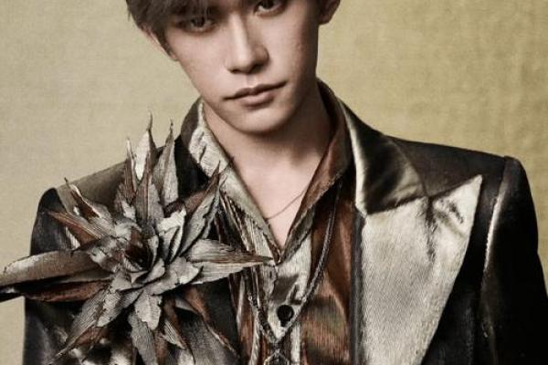 易烊千玺命运揭秘:如何改变八字中的潜在挑战 易烊千玺命运揭秘:如何改变八字中的潜在挑战