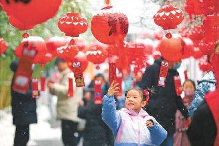 山东传统节日习俗：农耕文化与天文智慧交织的庆典