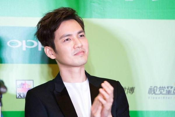 误区揭示:钟汉良婚姻命理中的颠覆性真相 误区揭示:钟汉良婚姻命理中的颠覆性真相